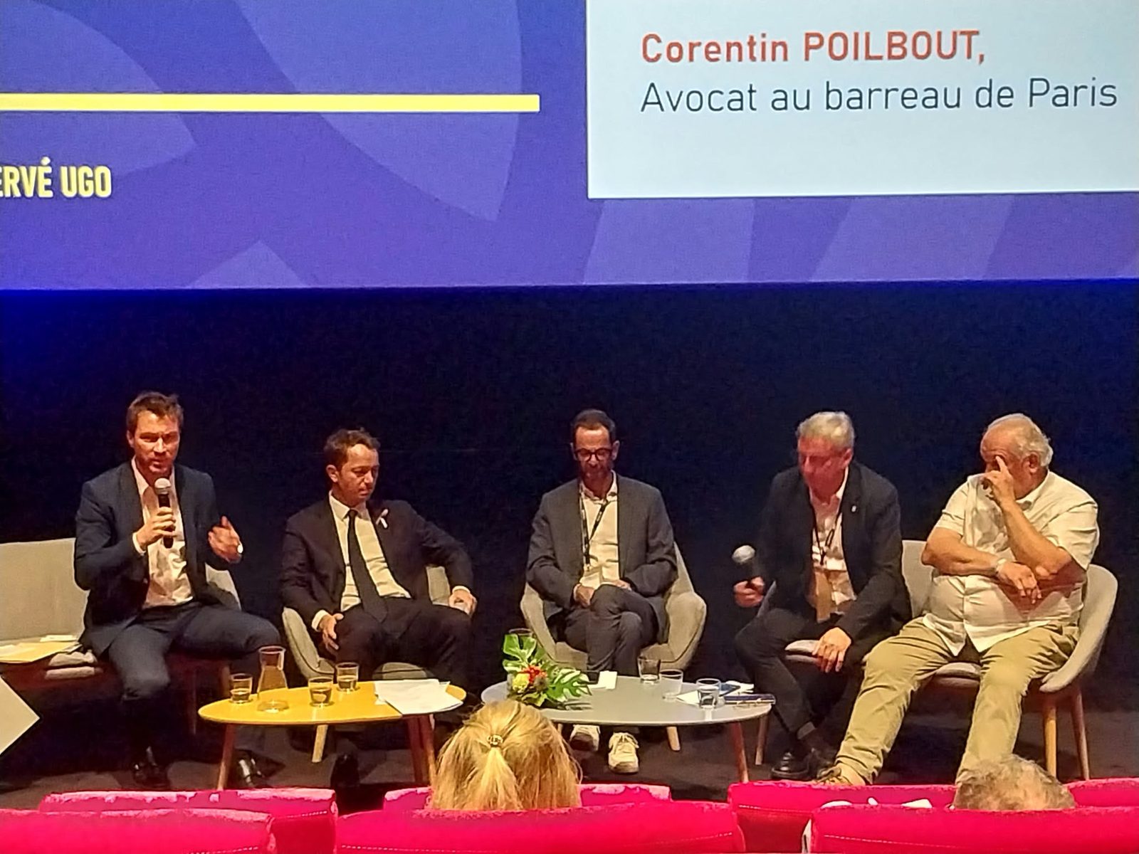 Les intervenants de la table ronde sur le statut de l'élu au Carrefour des communes du Finistère